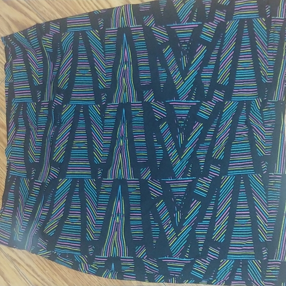 Bundle of 4 Woman's pencil skirts! - Picture 3 of 5